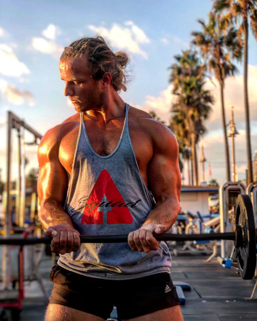 Outdoor gym / golden-hour