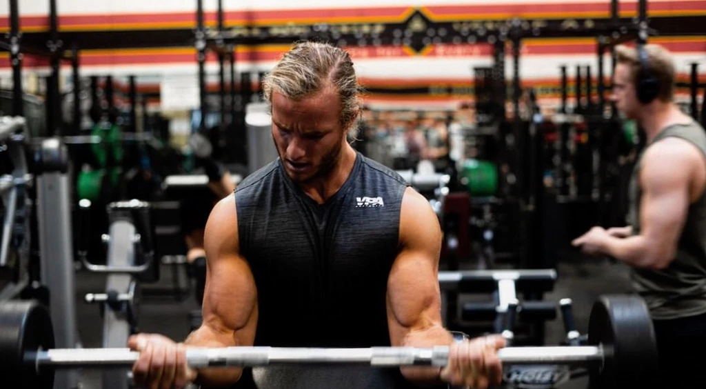 Gym / barbell curl