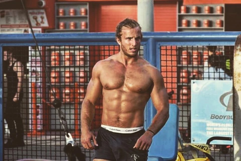 Outdoor gym / shirtless physique