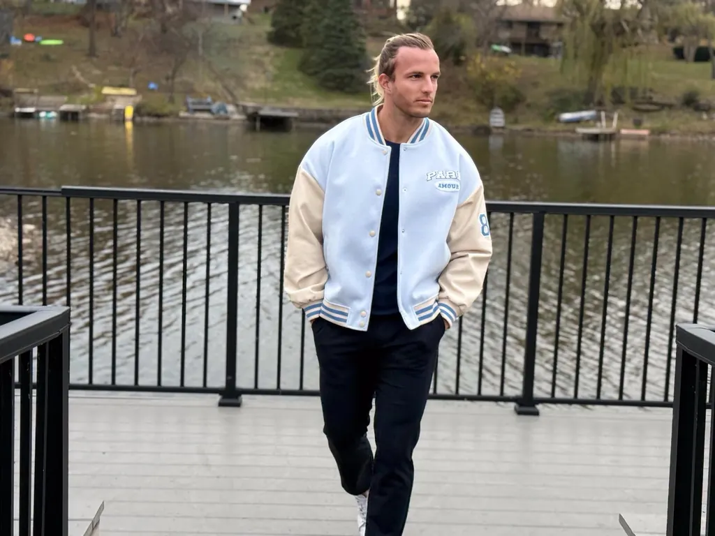 Varsity jacket / lakeside