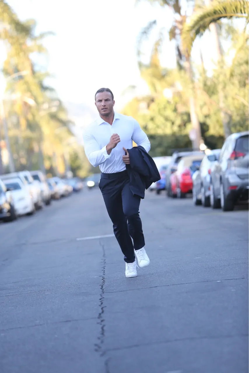 White shirt / city running